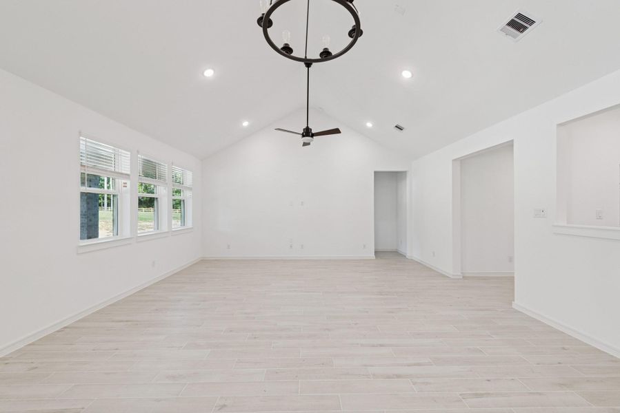 Impressive living area (*Photo not of actual home and used for illustration purposes only.)