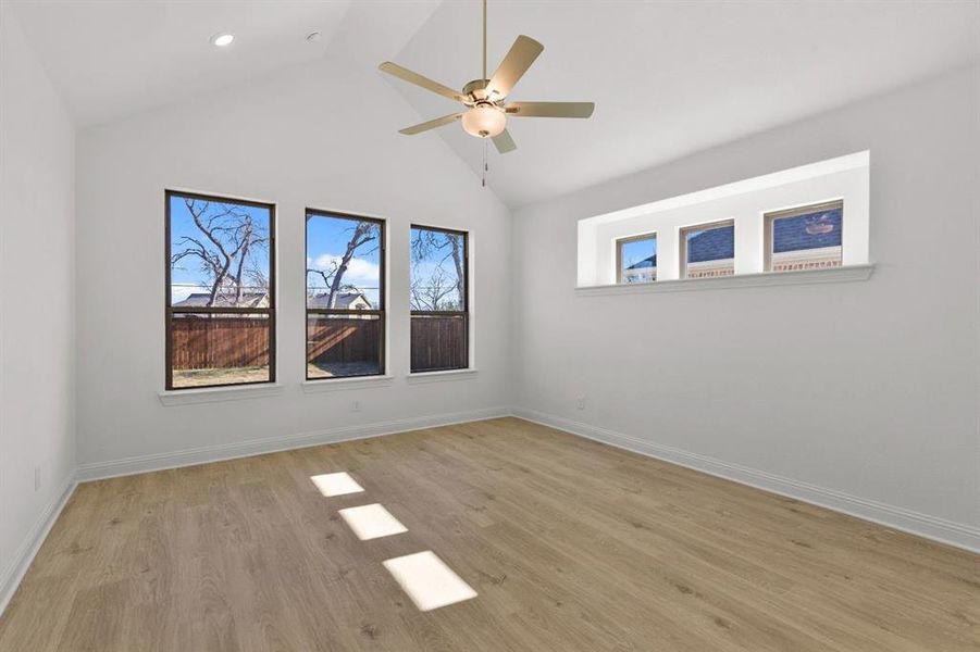 DAL_Saddle Star_Falls_2302 Sarah Drive (15)