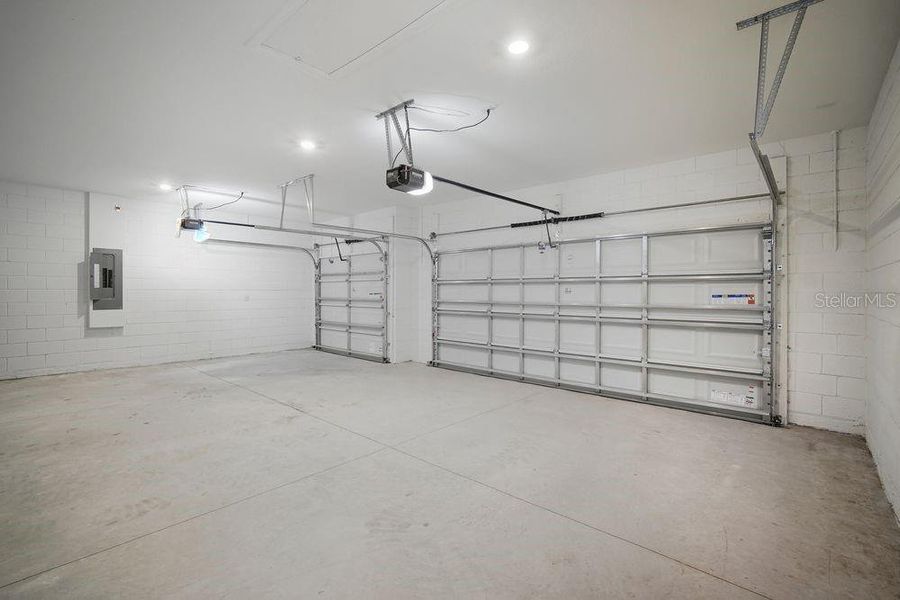 Spacious, unfurnished interior of a new home in Brookland Park, Auburndale (Image 19).