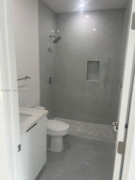 Image 37 of a home in .