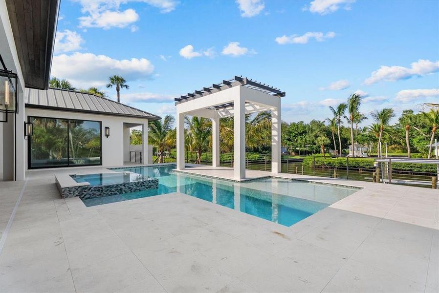 Image 71 of a home in .