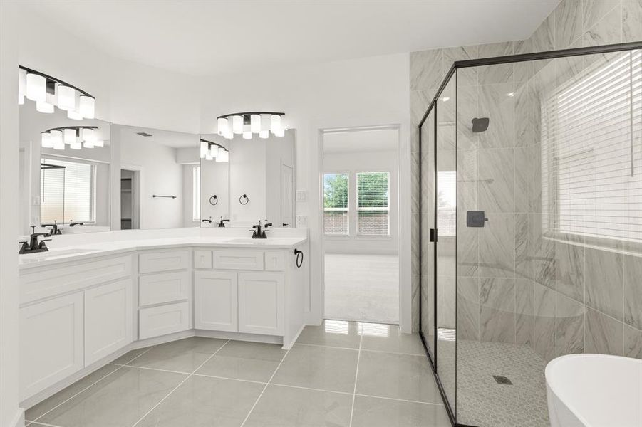 425 Curtiss - Bath (3)