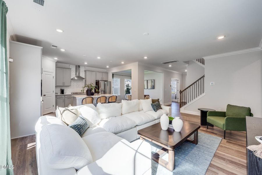 SUN_Everlee_Pic_MayflowerIII_Great_2of3