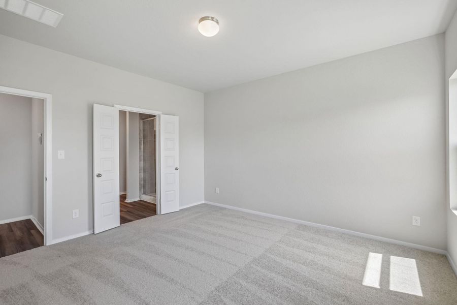 Spacious, unfurnished interior of a new home in Edgebrooke, Pflugerville (Image 23). Spacious, unfurnished interior of a new home in Edgebrooke, Pflugerville (Image 23).