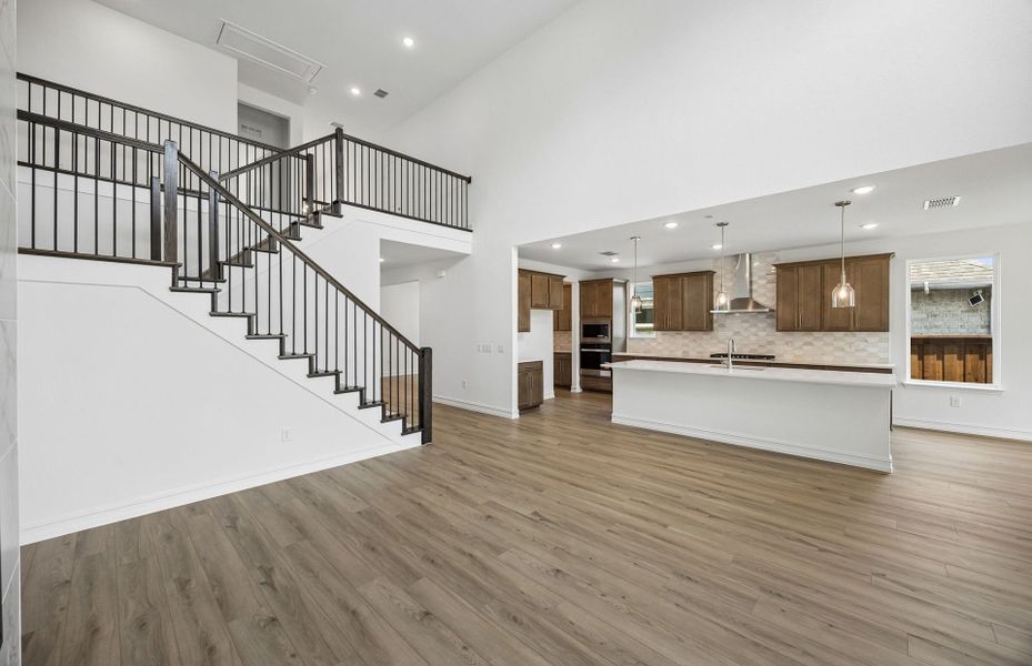 Spacious, unfurnished interior of a new home in Wilson Creek Meadows, Celina (Image 18).