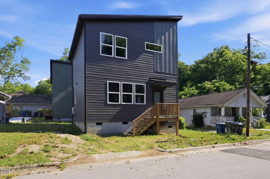 8-web-or-mls-P1127717-edit 8-web-or-mls-P1127717-edit