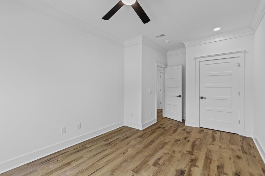 Spacious, unfurnished interior of a new home in , North Charleston (Image 22).