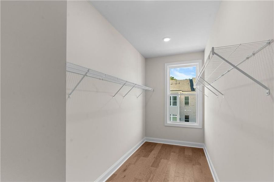 Spacious, unfurnished interior of a new home in Ward's Crossing Townhomes, Johns Creek (Image 40).