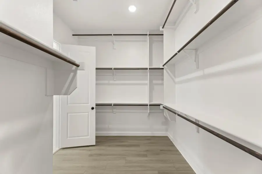 Primary Closet Representative Photo