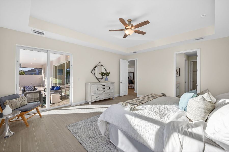 Representative furnished interior of a home built from the The Paradise Cove III by Sunlife Homes LLC in Cape Coral, Cape Coral (Image 20).