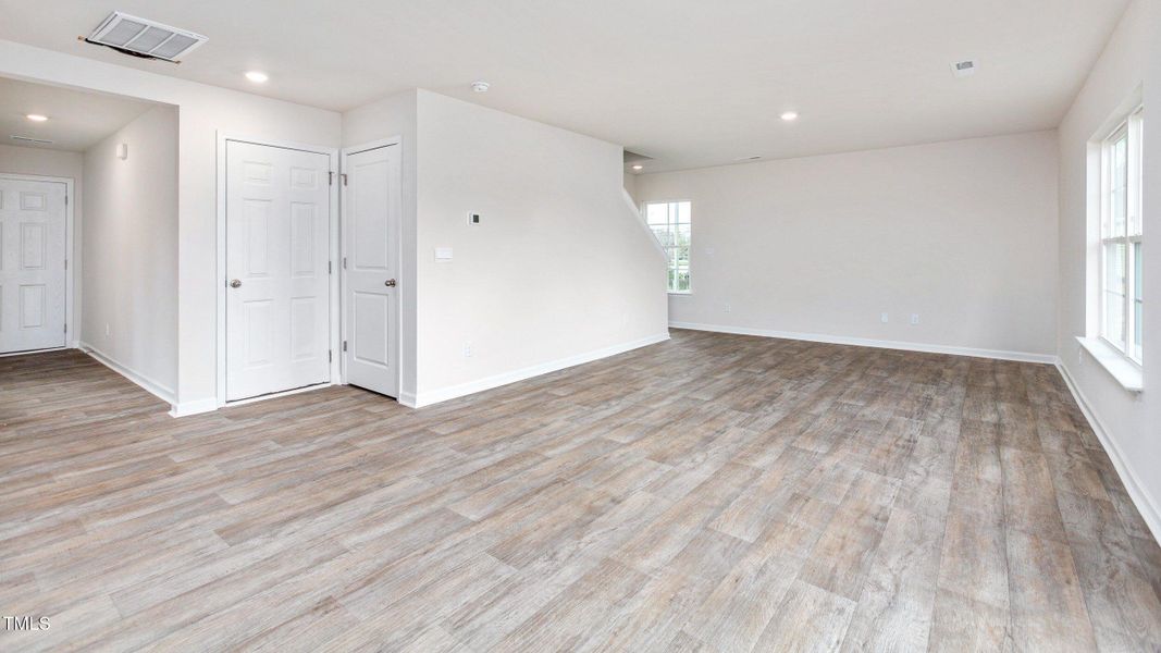 918 Hickory Point Drive-12