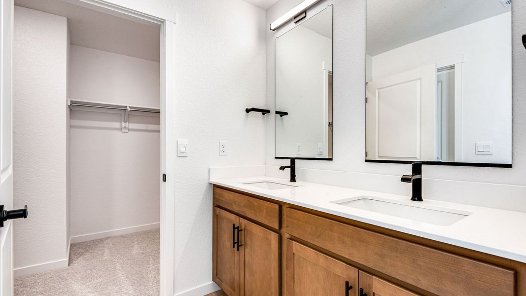 Furnished interior view inside a new home in Horizon Uptown, Aurora (Image 12).