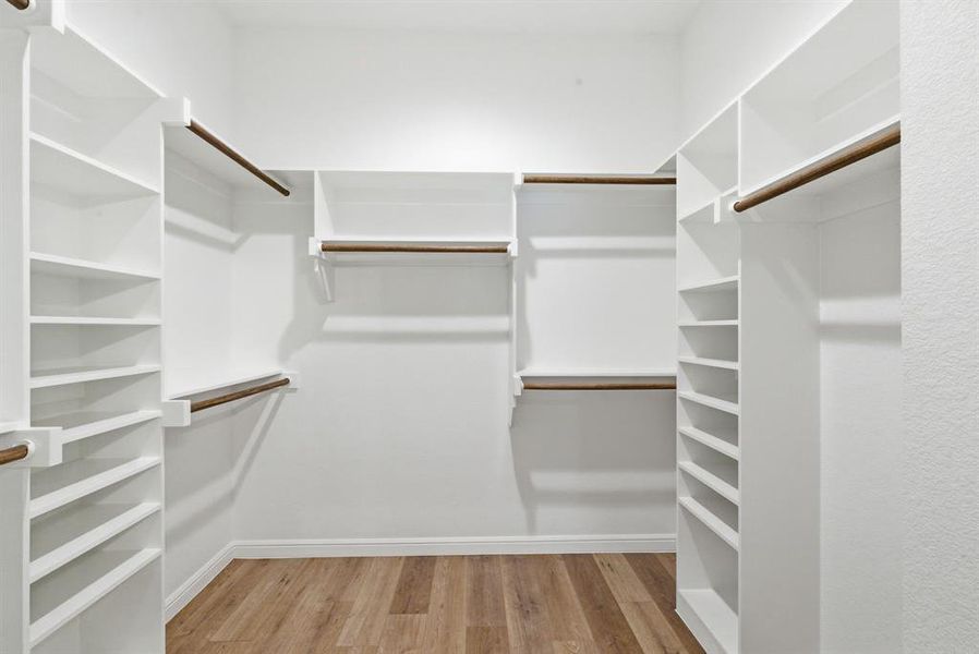 Image 28 of a home in Monarch Manor.