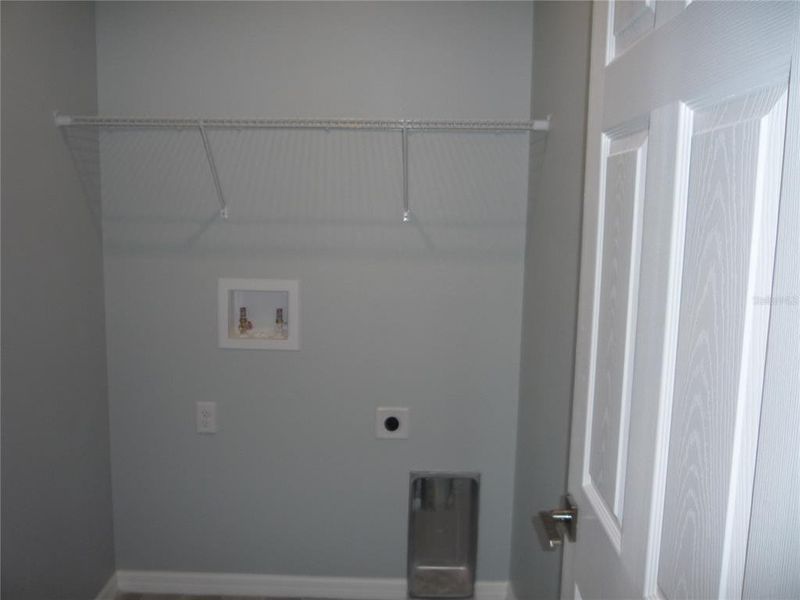Spacious, unfurnished interior of a new home in , Ocala (Image 44).