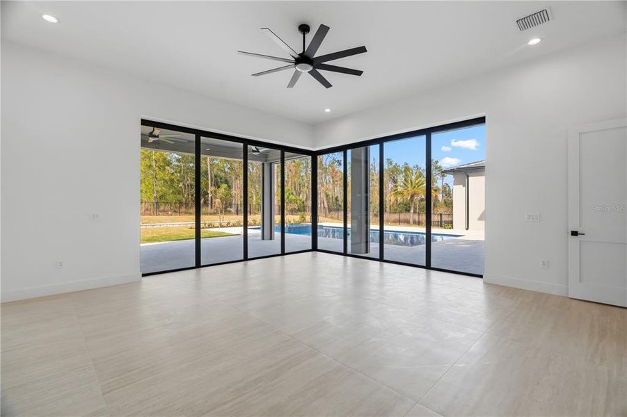 Spacious, unfurnished interior of a new home in , Montverde (Image 23).