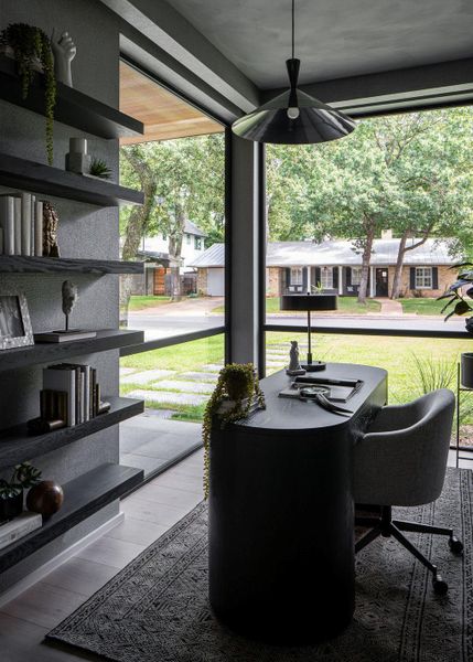 Perfect home office elevated with white oak shelving, paperweave wall covering and a limewashed ceiling.