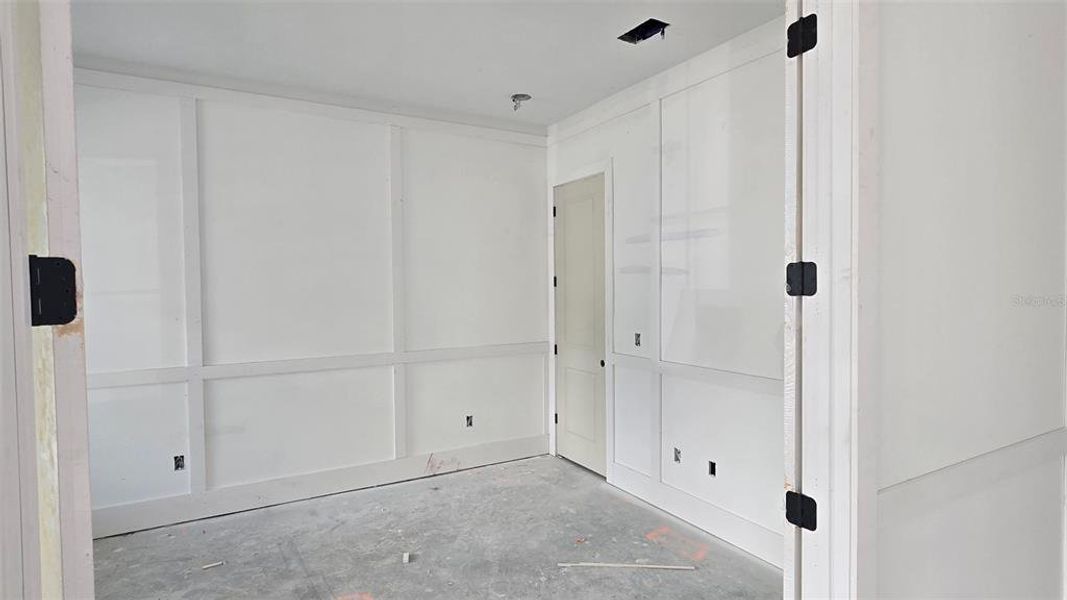 Spacious, unfurnished interior of a new home in , Tampa (Image 24).