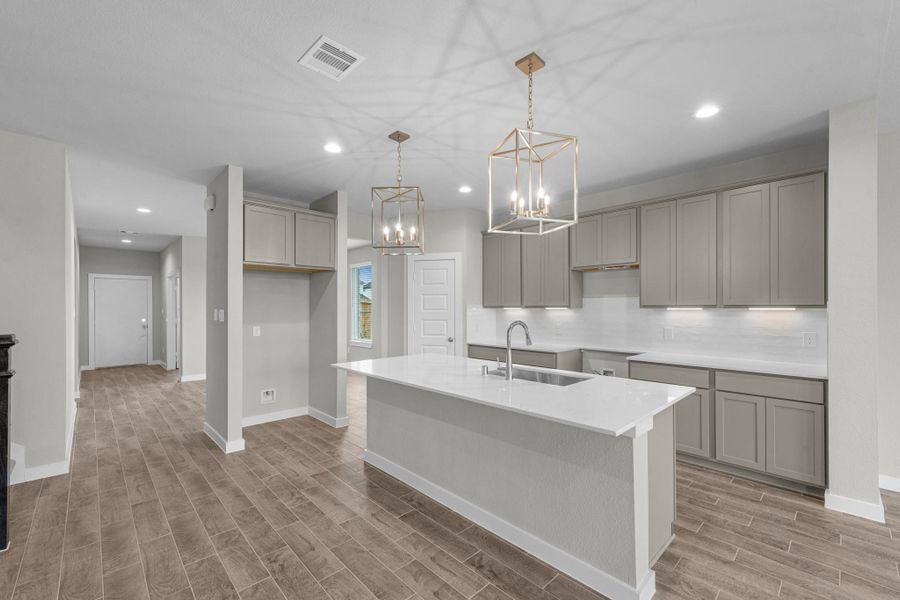 Furnished interior view inside a new home in Briarwood Crossing, Rosenberg (Image 10).