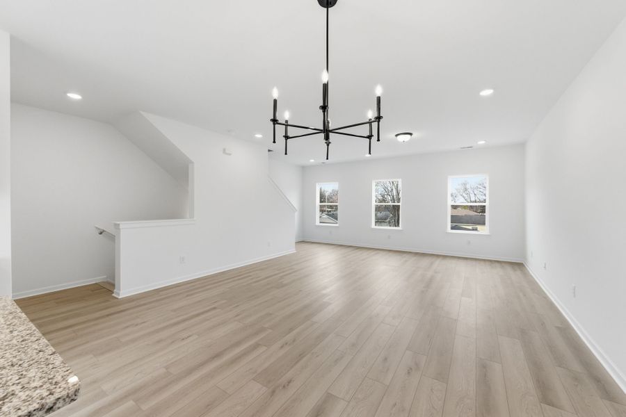 Spacious, unfurnished interior of a new home in Sweetbriar Place, Lebanon (Image 13).