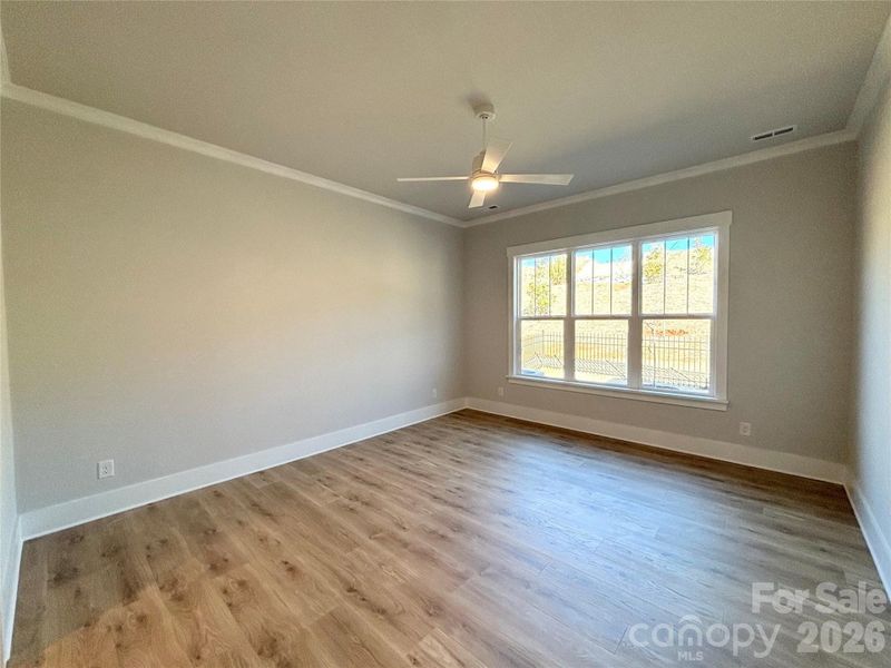 Spacious, unfurnished interior of a new home in Cumberland, Concord (Image 13).