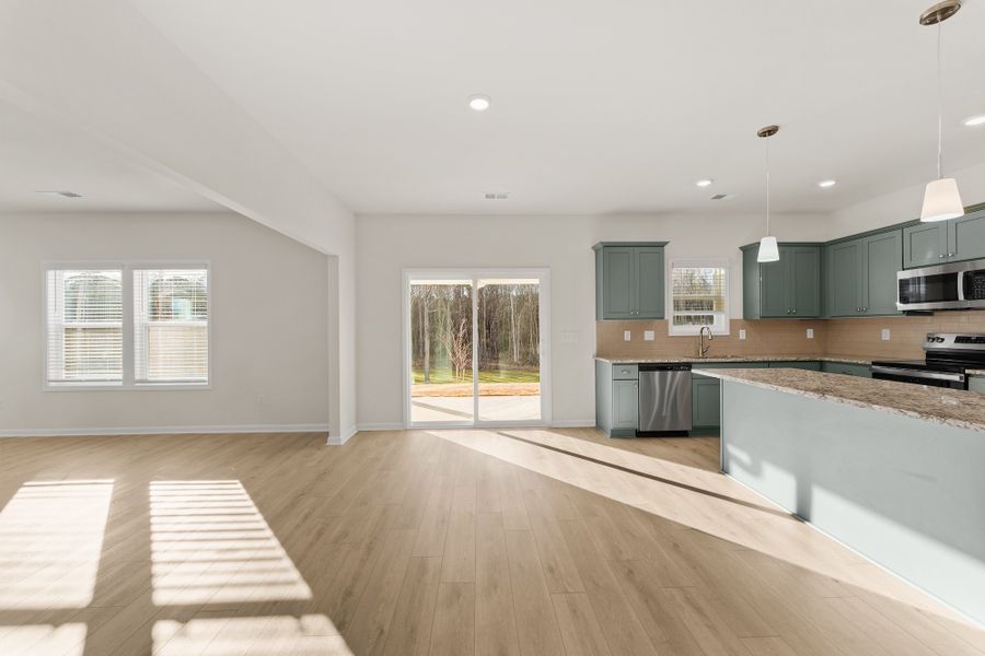 Image 29 of a home in Fairview Falls.