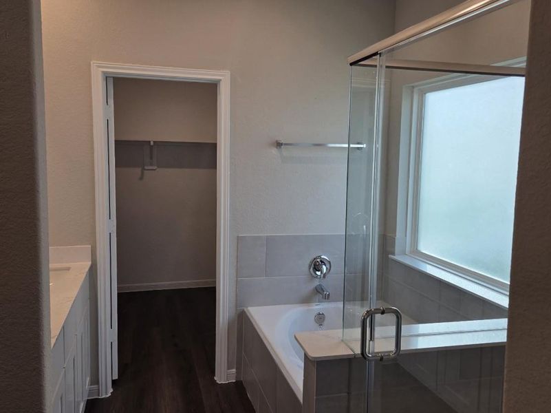 Furnished interior view inside a new home in River's Edge, Conroe (Image 27).