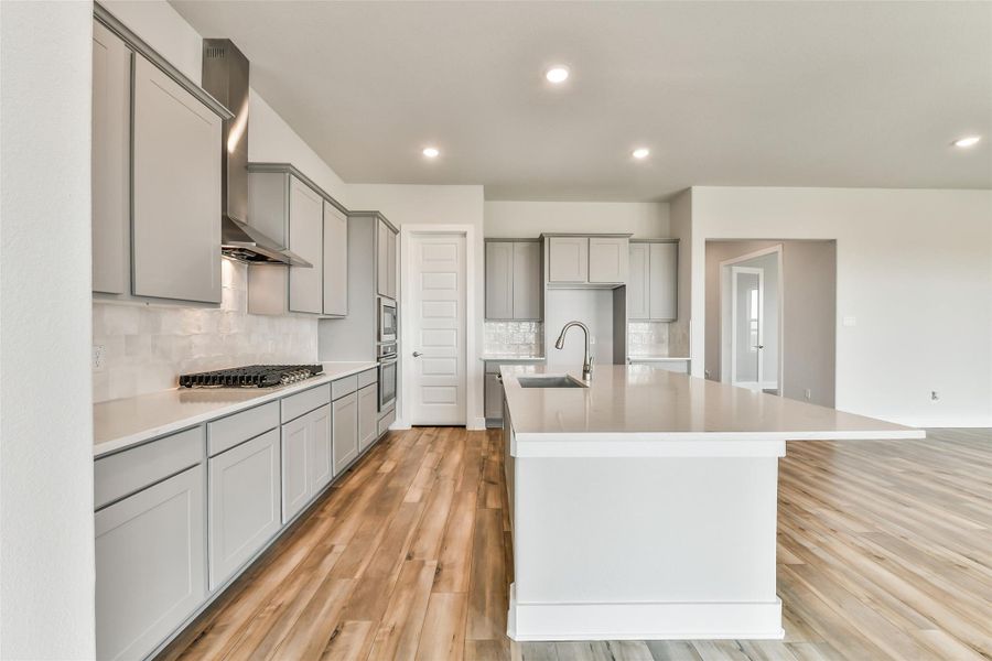 Furnished interior view inside a new home in , Texas City (Image 4).