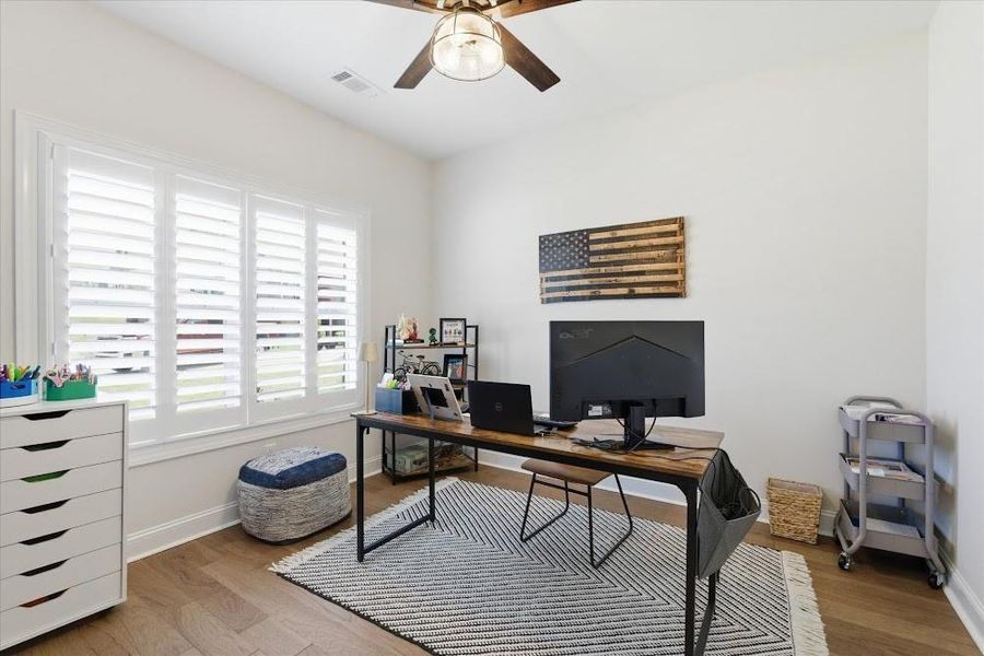 Furnished interior view inside a new home in , Carrollton (Image 20).