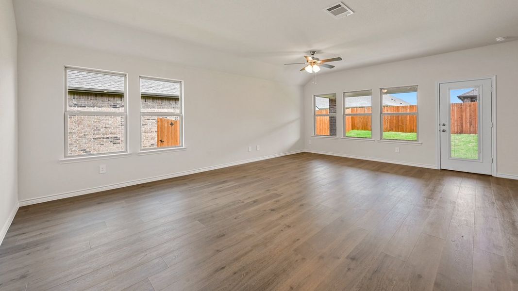 Spacious, unfurnished interior of a new home in Fireside by the Lake, Garland (Image 13).
