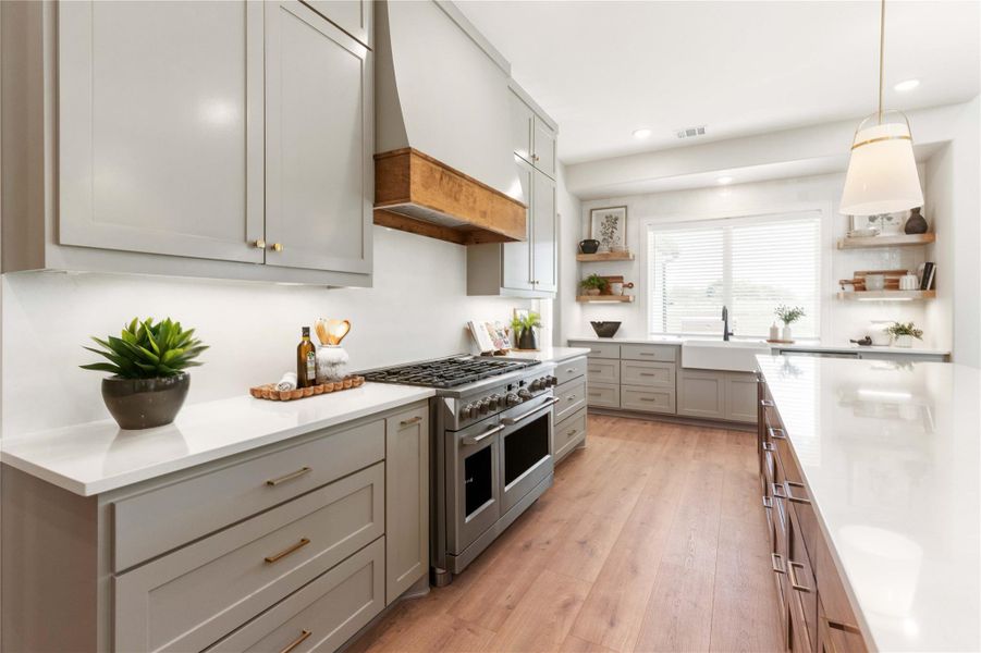 Furnished interior view inside a new home in , Bryan (Image 4).