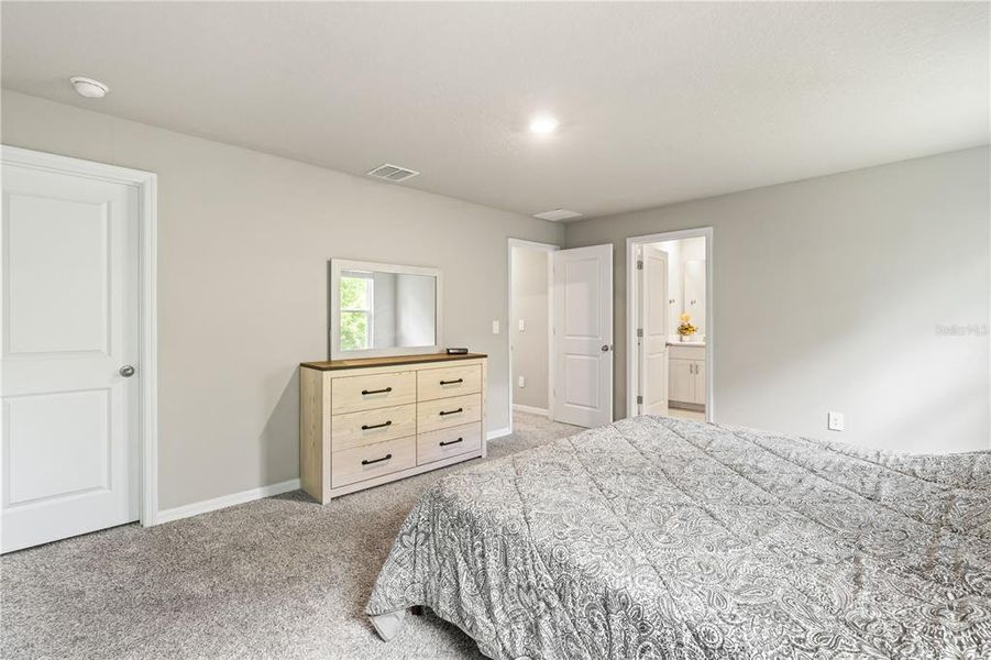 Furnished interior view inside a new home in , Wesley Chapel (Image 37).