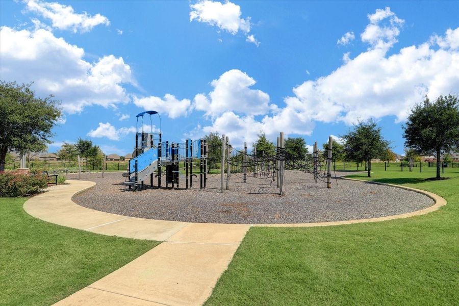 Community amenities in Edgewater, Webster (Image 25). Community amenities in Edgewater, Webster (Image 25).