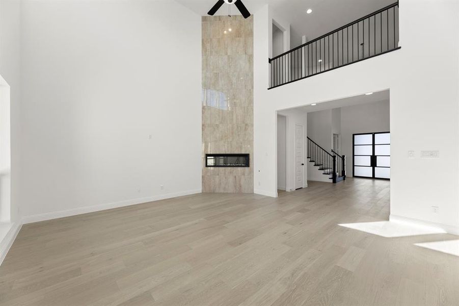 08. 2203 Dracco - Family (2) 08. 2203 Dracco - Family (2)