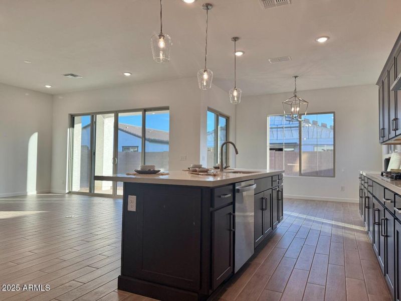 013.1 Kitchen island