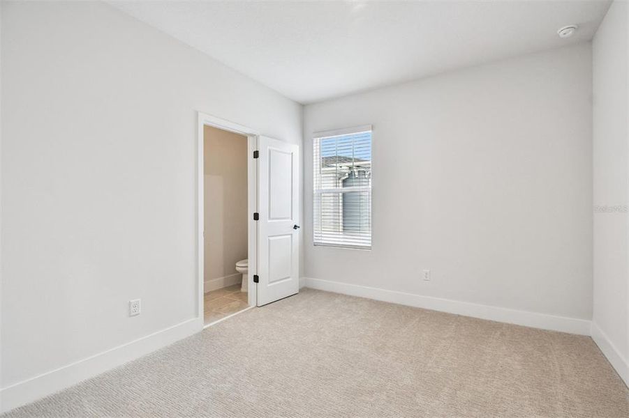 Spacious, unfurnished interior of a new home in Towns at Union, St. Petersburg (Image 20). Spacious, unfurnished interior of a new home in Towns at Union, St. Petersburg (Image 20).