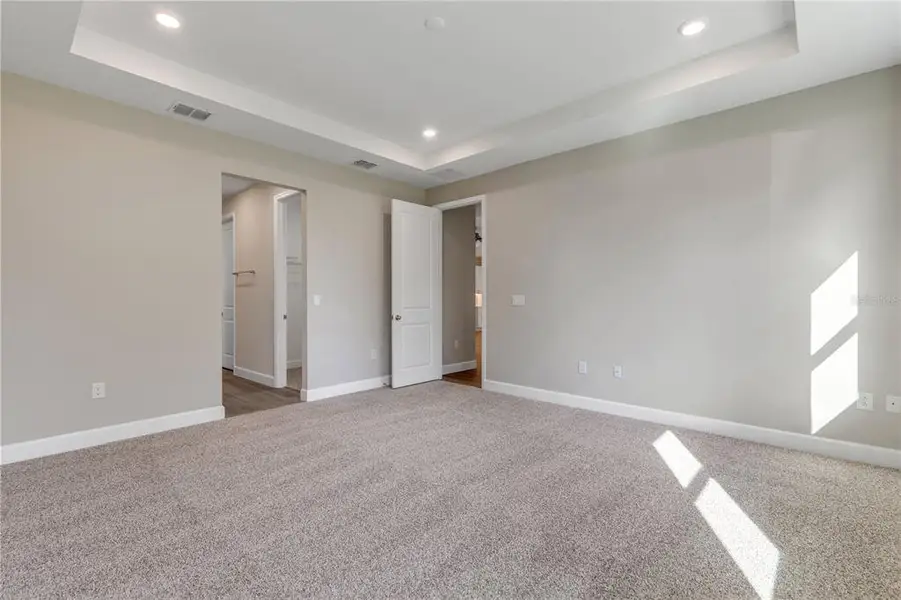 Spacious, unfurnished interior of a new home in , Palm Coast (Image 32).