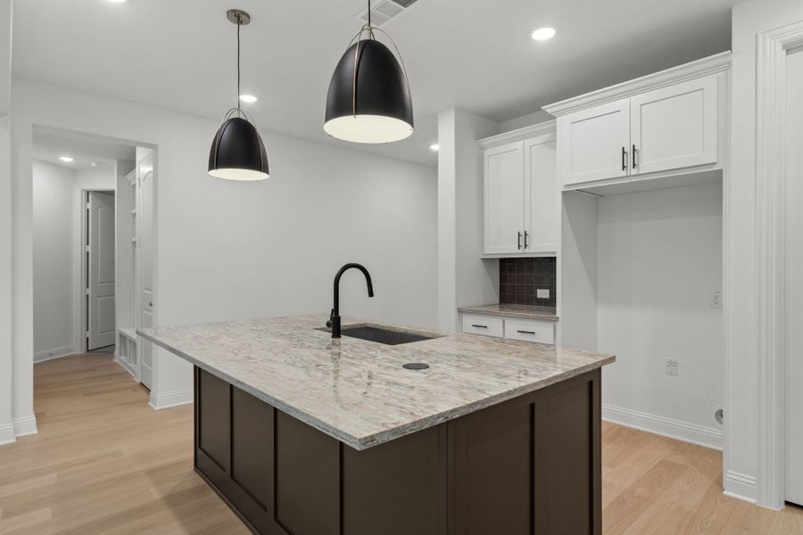 4br New Home in Celina, TX.  - Slide 9