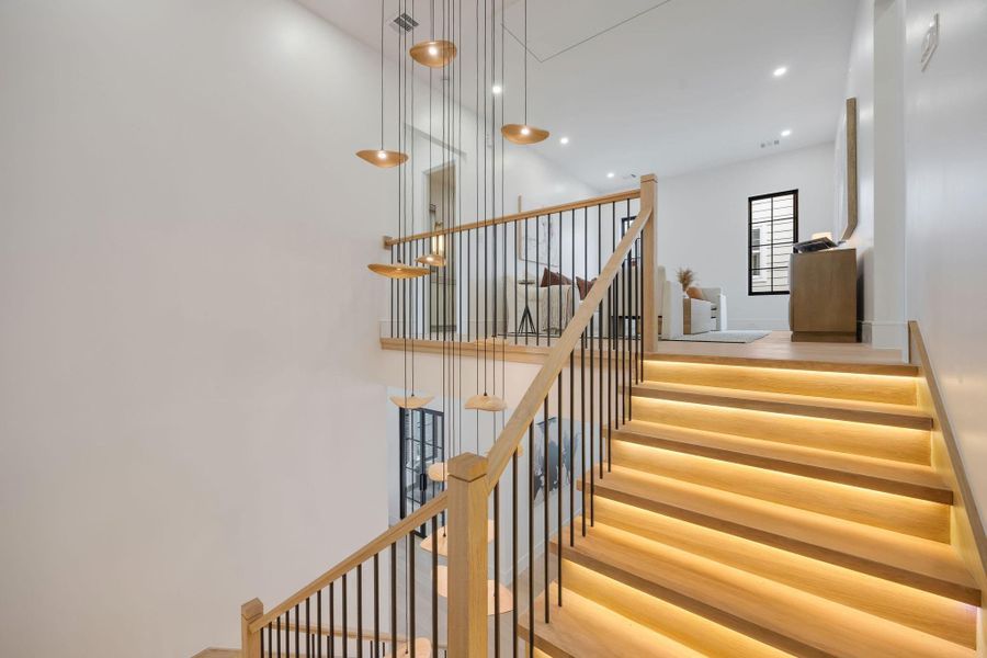 Spacious, unfurnished interior of a new home in , Houston (Image 21).