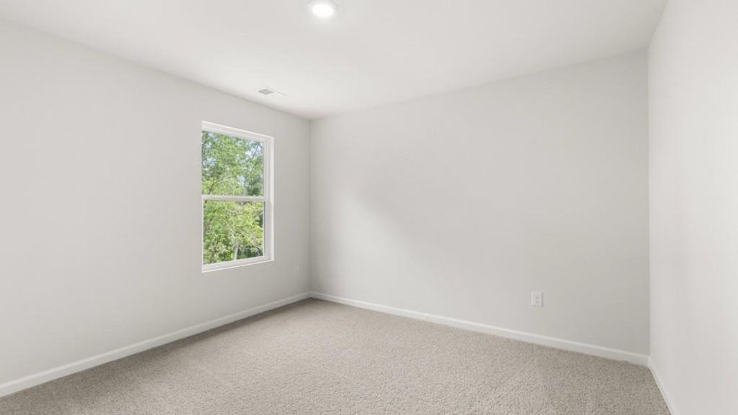 Spacious, unfurnished interior of a new home in Liberty Crossing, Braselton (Image 26).