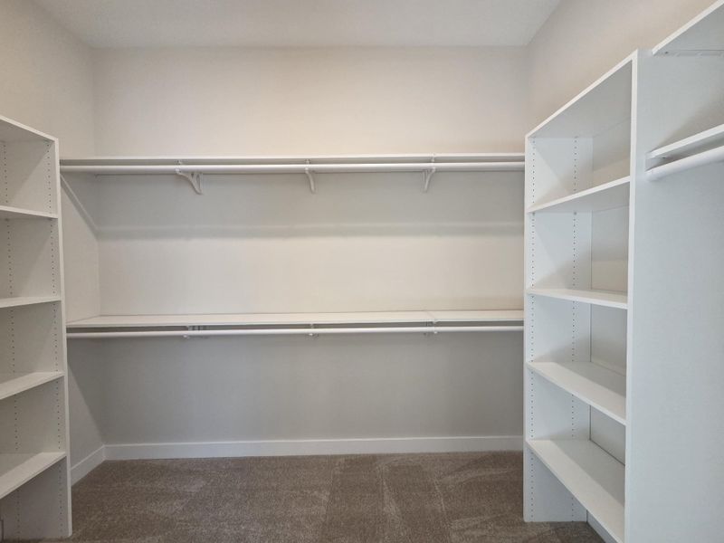 Spacious, unfurnished interior of a new home in Twin Oaks, Oakland (Image 14).