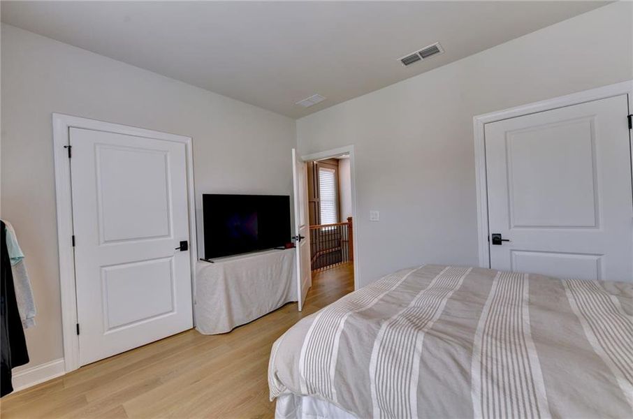 Furnished interior view inside a new home in , Alpharetta (Image 61).