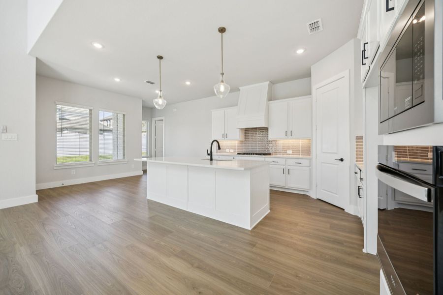 Furnished interior view inside a new home in Painted Tree Lakeside, McKinney (Image 6).