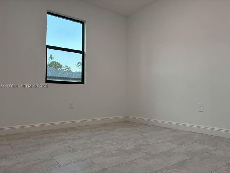 Spacious, unfurnished interior of a new home in , Labelle (Image 20).