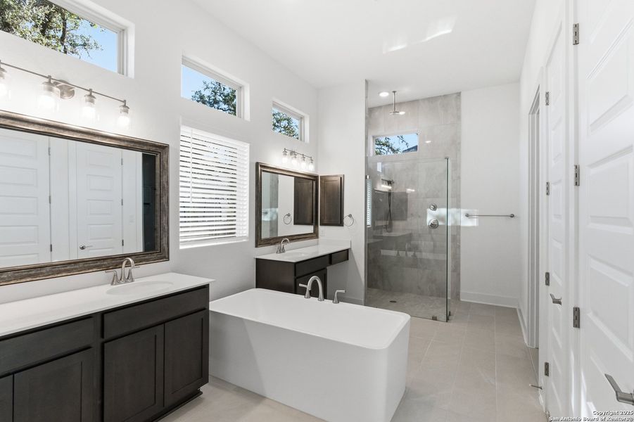 Furnished interior view inside a new home in Mesa Western, Cibolo (Image 15).