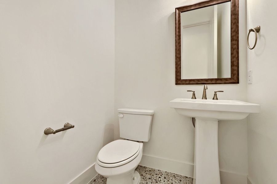 4121 Trellis - Powder Bathroom 4121 Trellis - Powder Bathroom