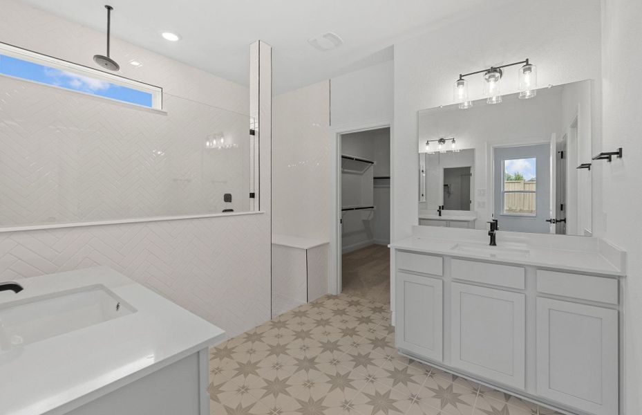 Furnished interior view inside a new home in Horizon Lake, Leander (Image 8).