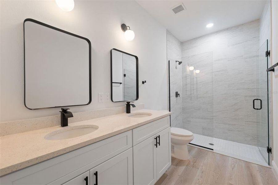 Furnished interior view inside a new home in , Ocala (Image 7).