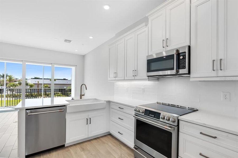 1620 Sea Haven Unit 404 ~ Ready Now