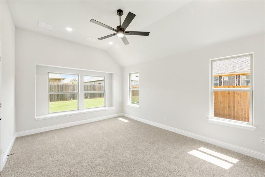 Spacious, unfurnished interior of a new home in Sable Creek, Sanger (Image 30). Spacious, unfurnished interior of a new home in Sable Creek, Sanger (Image 30).