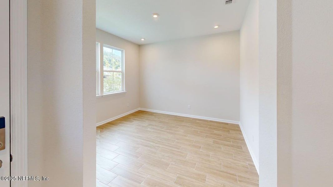 Spacious, unfurnished interior of a new home in Sandridge Hills, Green Cove Springs (Image 12). Spacious, unfurnished interior of a new home in Sandridge Hills, Green Cove Springs (Image 12).